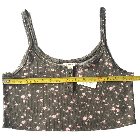 🌻4/$20 Aero Cropped Tank Top Lace Trim & Button Detail Size Large New With Tag - Picture 6 of 9
